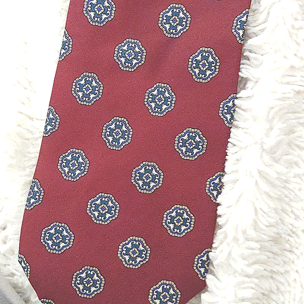 100 %Silk~ Christian Dior~ See Pic& Video